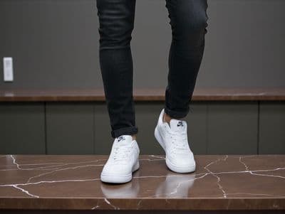 Premium Fashionable Sneaker(ADS-43)_img_3