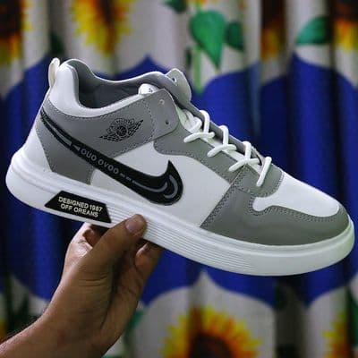 Premium Fashionable Sneaker (GHEYA)_img_2