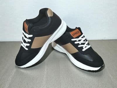 Premium Fashionable Sneakers (ADS-56)_img_0