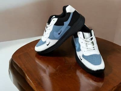 Premium Fashionable Sneakers (ADS-30)_img_2